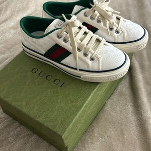 Gucci 1977 tennis shoes